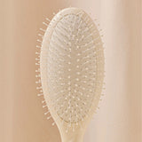N.04 The Miracle Detangling & Massaging Brush