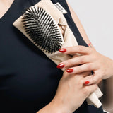 N.01 The Universal Shine & Care Brush