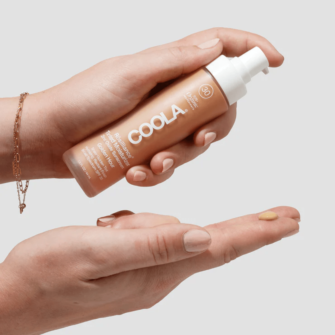 Organic Mineral Tinted Moisturizer Rosilliance SPF 30 - Coola - Beauties Lab