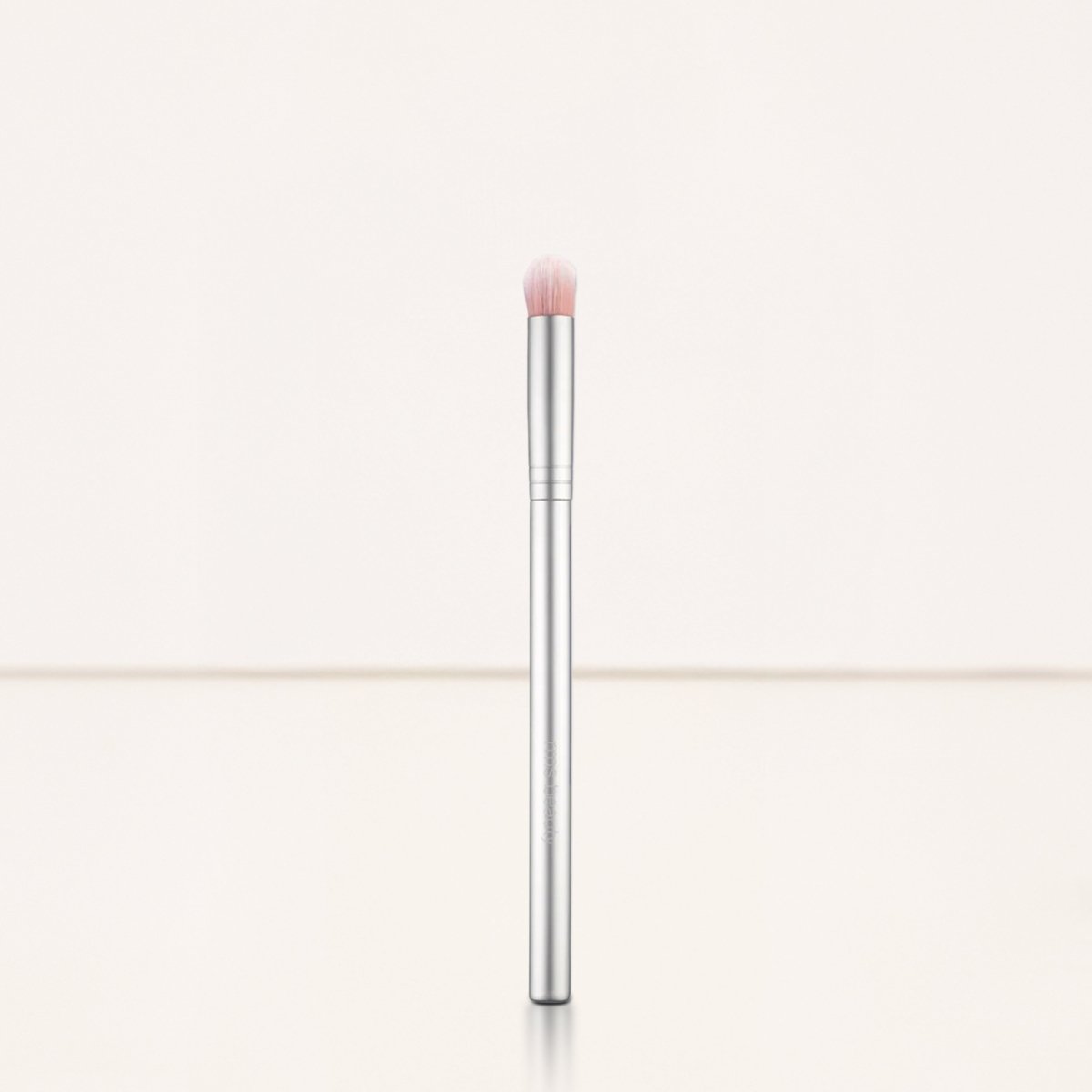 Skin2Skin Everything Eye Polish Brush - RMS Beauty - Beauties Lab