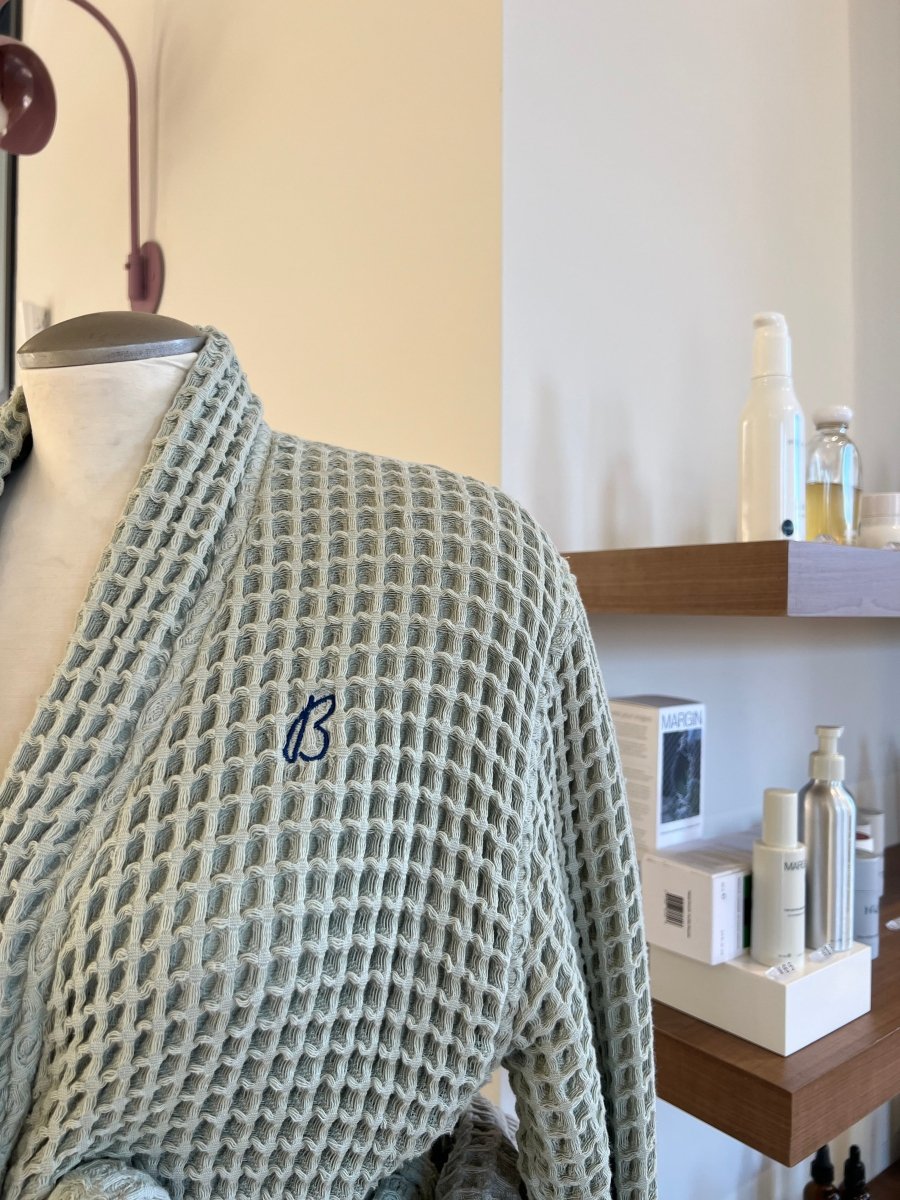 The Weightless Waffle Robe Aloe - Happy Place - Beauties Lab