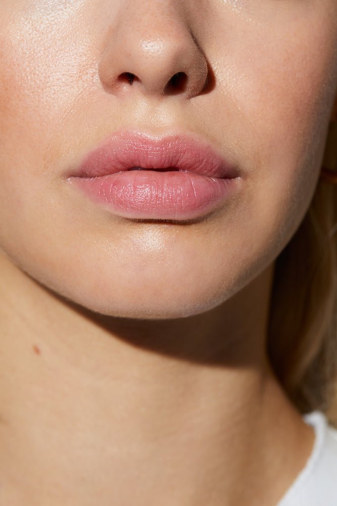 Tinted Lip Balm Sunscreen SPF 30 - Coola - Beauties Lab